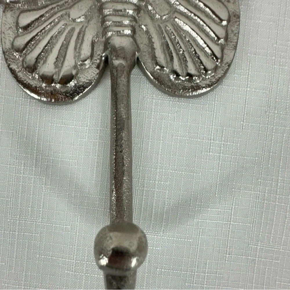 Land of Nod Lot of 2 Silver Butterfly Hooks 5 x 6.5” - Picture 13 of 14